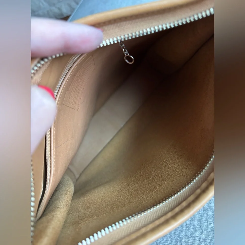 Vintage Coach Andrea, Tan - Picture 10 of 16